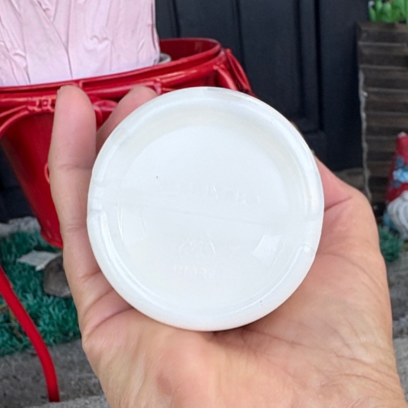 OLAPLEX No.5 Bond Maintenance Conditioner - White Bottle - Picture 5 of 7